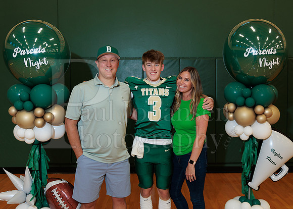 Boylan Parent Night Portraits 9-4-2026-0037