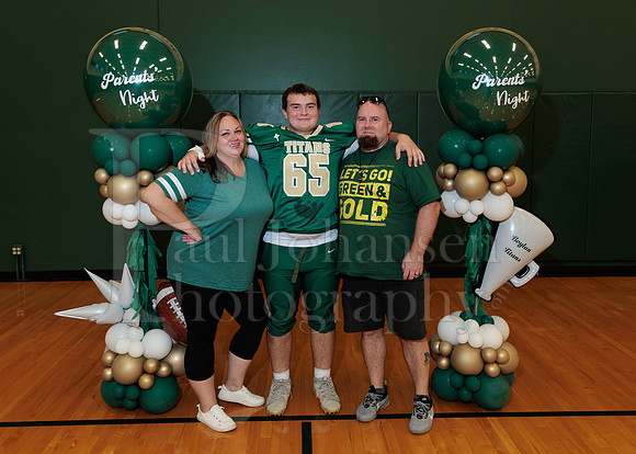 Boylan Parent Night Portraits 9-4-2026-0044