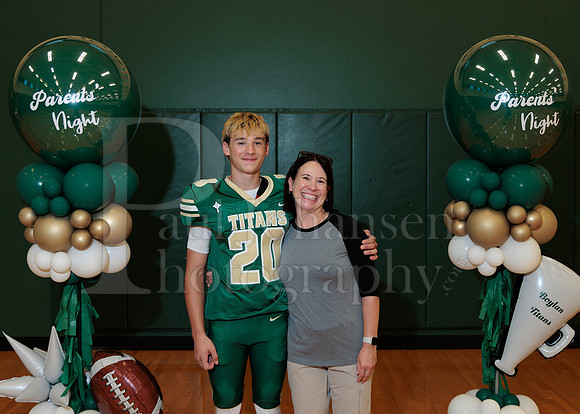 Boylan Parent Night Portraits 9-4-2026-0053
