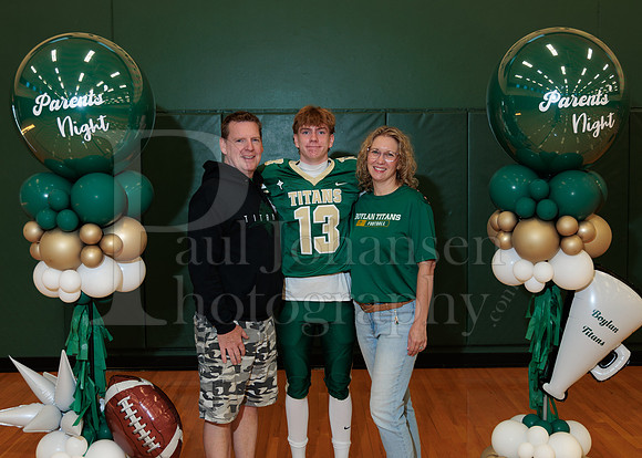 Boylan Parent Night Portraits 9-4-2026-0060