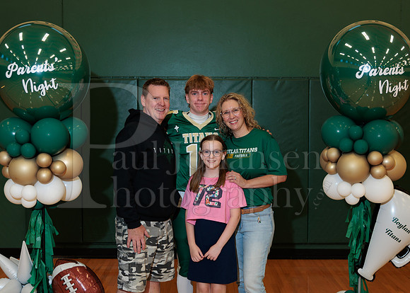 Boylan Parent Night Portraits 9-4-2026-0064