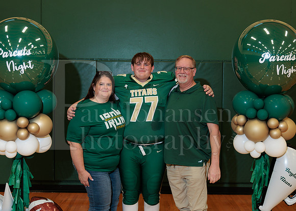 Boylan Parent Night Portraits 9-4-2026-0071