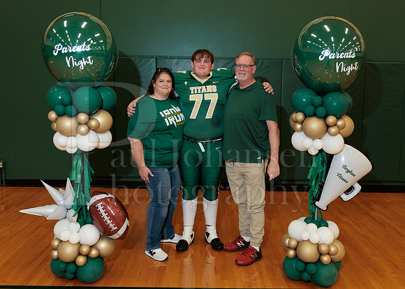 Boylan Parent Night Portraits 9-4-2026-0073