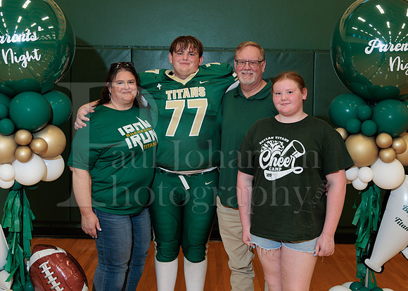 Boylan Parent Night Portraits 9-4-2026-0076