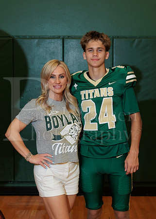 Boylan Parent Night Portraits 9-4-2026-0083
