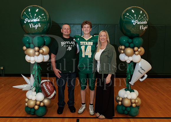 Boylan Parent Night Portraits 9-4-2026-0098