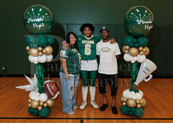 Boylan Parent Night Portraits 9-4-2026-0104