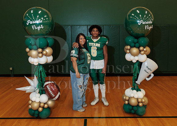 Boylan Parent Night Portraits 9-4-2026-0112