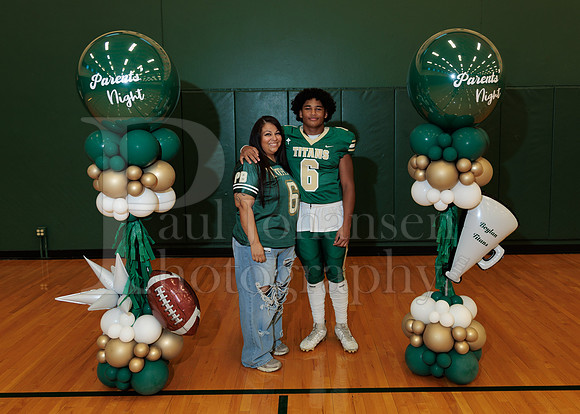Boylan Parent Night Portraits 9-4-2026-0113