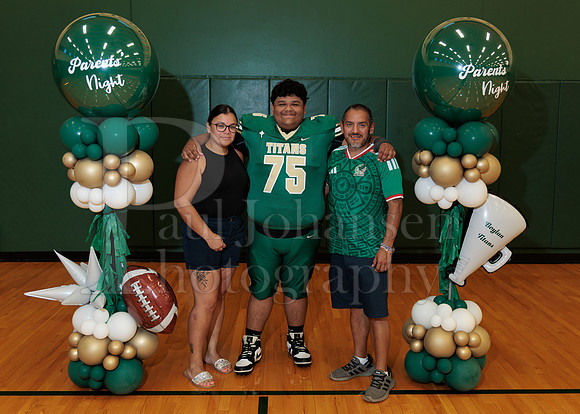 Boylan Parent Night Portraits 9-4-2026-0115