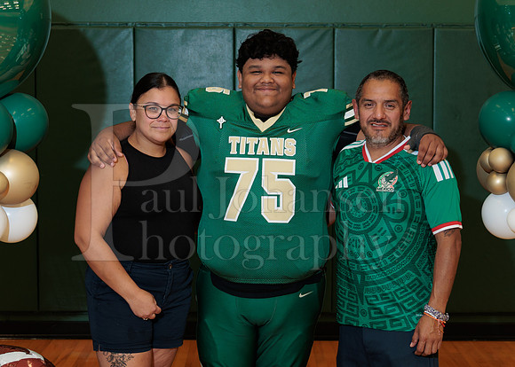Boylan Parent Night Portraits 9-4-2026-0117