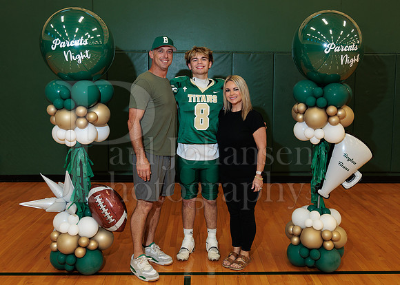 Boylan Parent Night Portraits 9-4-2026-0121