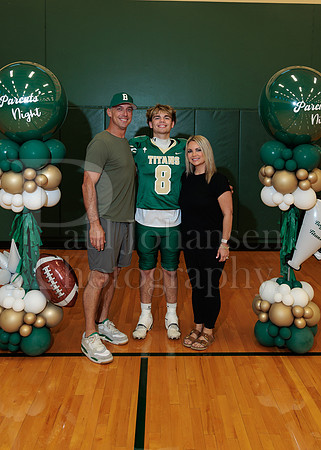 Boylan Parent Night Portraits 9-4-2026-0127