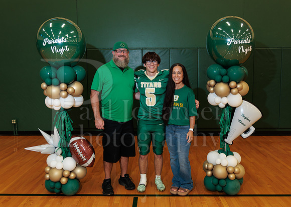 Boylan Parent Night Portraits 9-4-2026-0132