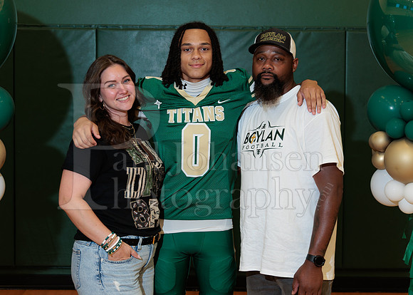 Boylan Parent Night Portraits 9-4-2026-0143