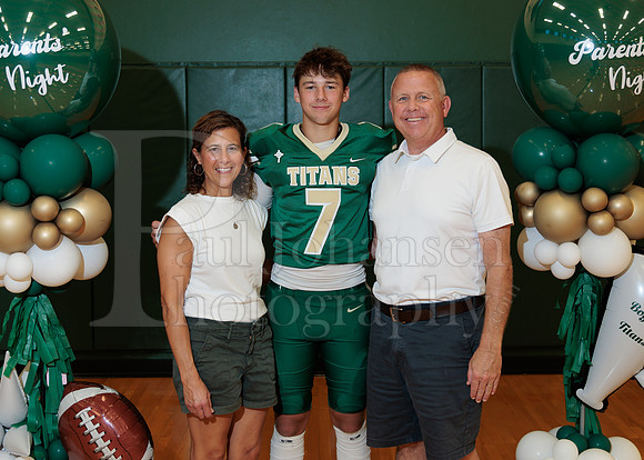 Boylan Parent Night Portraits 9-4-2026-0145