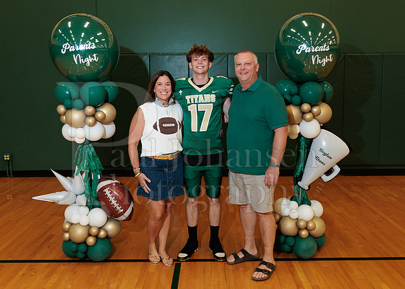 Boylan Parent Night Portraits 9-4-2026-0152