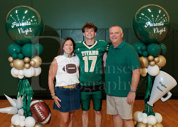 Boylan Parent Night Portraits 9-4-2026-0154