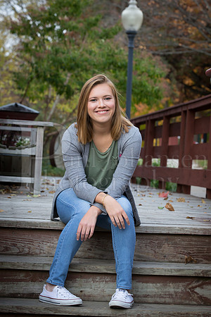 Stephanie Walsh Senior Images 10-20-2015-0006