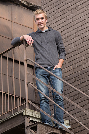 Noah Janssen Senior Images 9-14-2013-1810