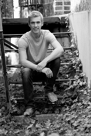 Noah Janssen Senior Images 9-14-2013-1830