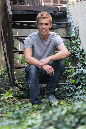 Noah Janssen Senior Images 9-14-2013-1836