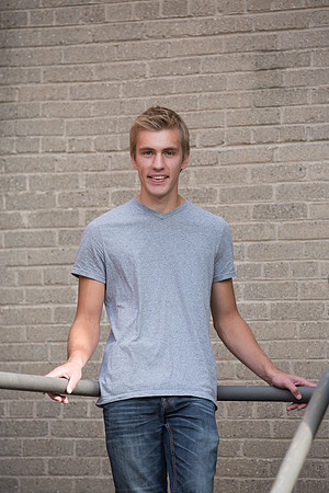 Noah Janssen Senior Images 9-14-2013-1866