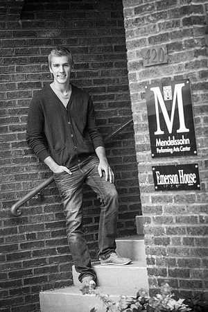 Noah Janssen Senior Images 9-14-2013-1907