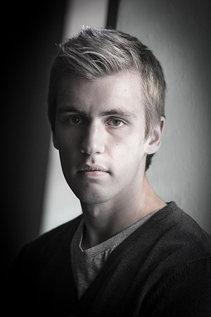 Noah Janssen Senior Images 9-14-2013-1904-2