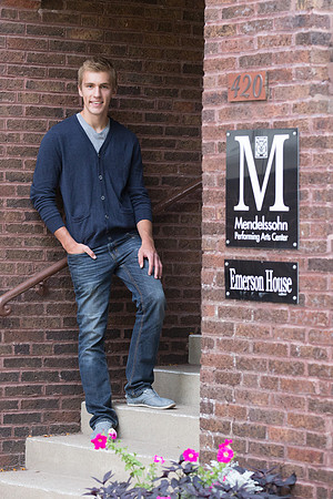 Noah Janssen Senior Images 9-14-2013-1906