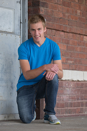 Noah Janssen Senior Images 9-14-2013-1711