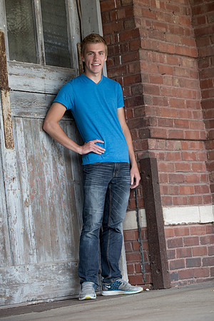 Noah Janssen Senior Images 9-14-2013-1722