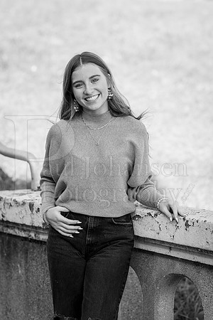 Maddy Mo Flynn Senior Images 10-9-2022-0011