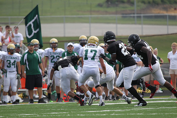 Boylan Varsity Football vs Auburn 8-31-2013-0461