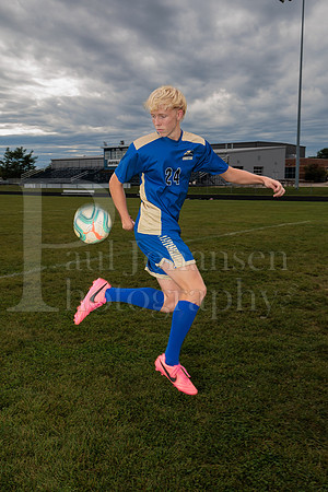 Rockford Christian Boys Soccer Senior Photoshoot 9-15-2026-0039
