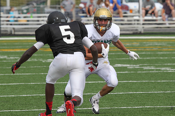Boylan Varsity Football vs Auburn 8-31-2013-0426