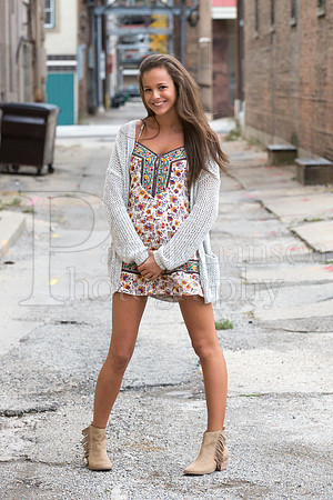 Gina Mehringer Senior Images 10-24-2015-0155