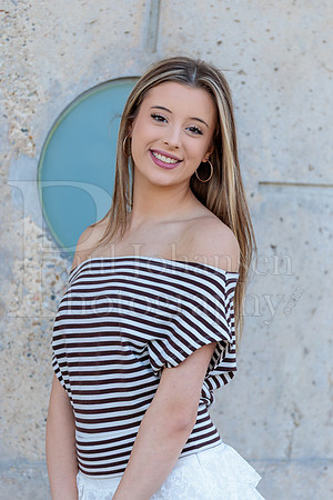 Nadia Cole Senior Images 10-24-2026-0081