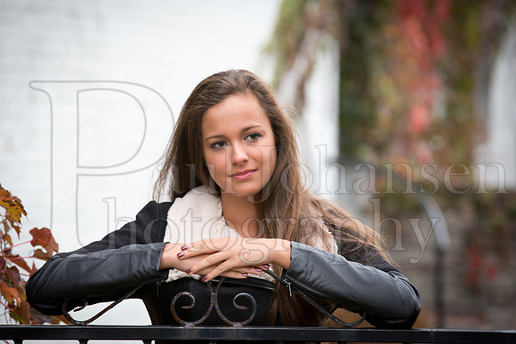 Gina Mehringer Senior Images 10-24-2015-0113