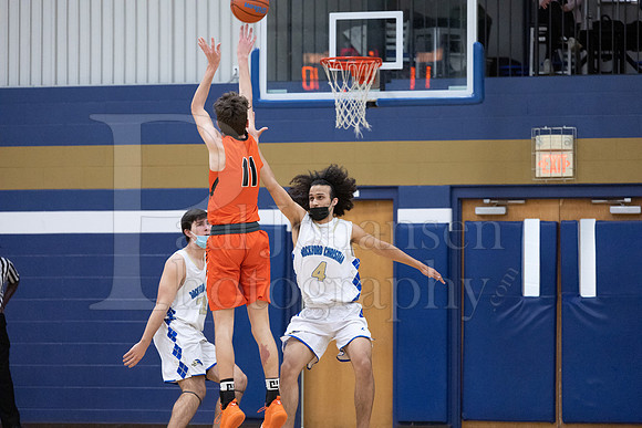 RC Boys Varsity Basketball vs Winnebago 1-29-2022-0209