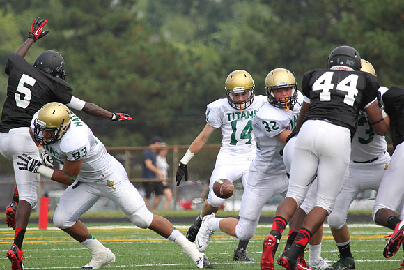 Boylan Varsity Football vs Auburn 8-31-2013-0342
