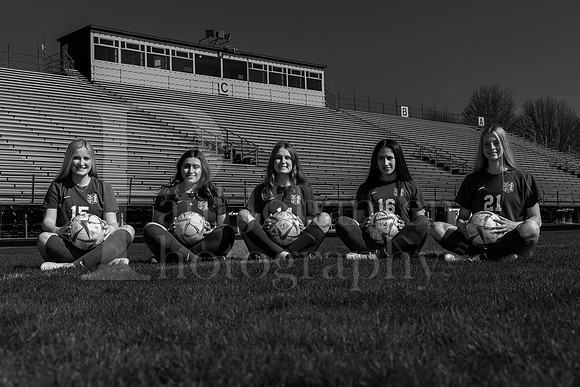 Boylan Varsity Girls Soccer Team and Senior Shoot 4-25-2024-0066
