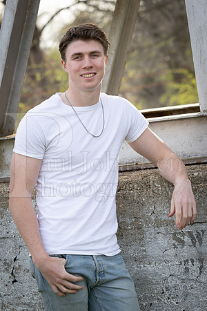 Nolan Brauns Senior Images 5-4-2022-0192