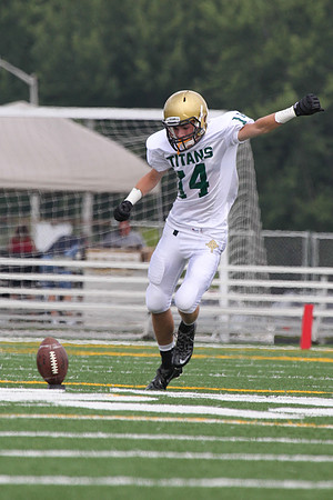 Boylan Varsity Football vs Auburn 8-31-2013-0231