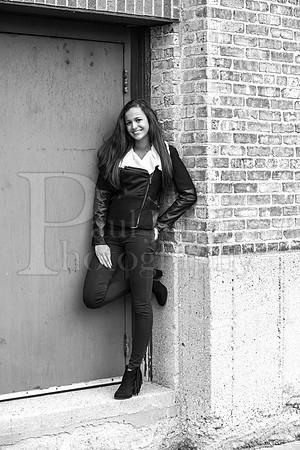 Gina Mehringer Senior Images 10-24-2015-0046