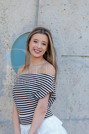 Nadia Cole Senior Images 10-24-2026-0083