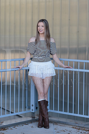 Nadia Cole Senior Images 10-24-2026-0193