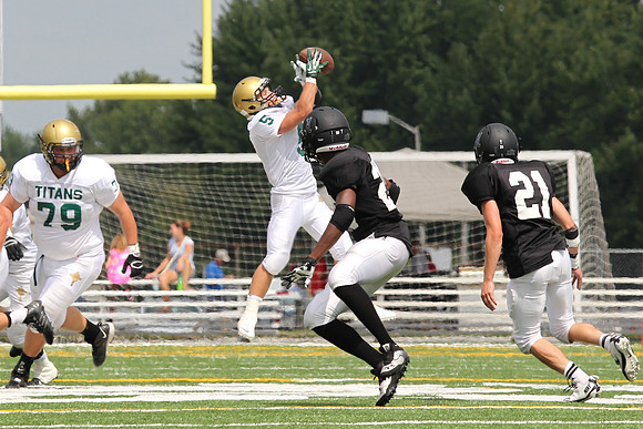Boylan Varsity Football vs Auburn 8-31-2013-0281