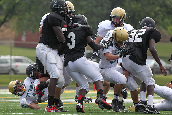Boylan Varsity Football vs Auburn 8-31-2013-0470