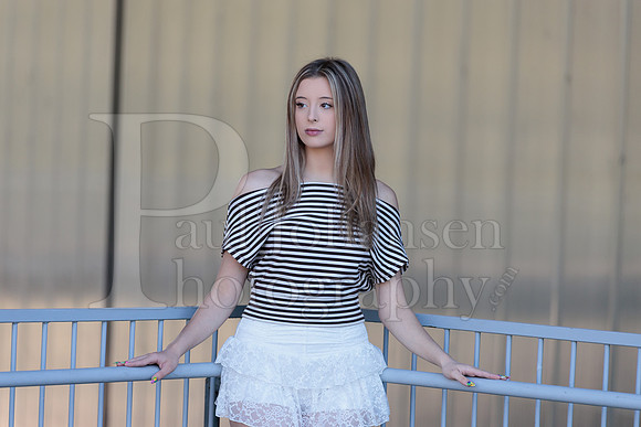 Nadia Cole Senior Images 10-24-2026-0204